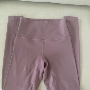 Lululemon NWOT Align pants, mauve, size 4